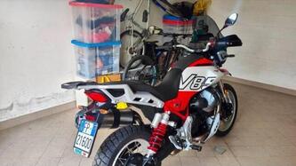 Moto Guzzi V85 TT (2024 - 25) usata