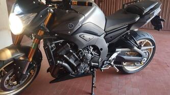 Yamaha FZ8 ABS (2010 - 13) usata
