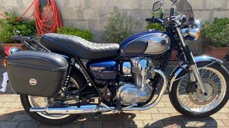 Kawasaki W 800 (2010 - 17) usata