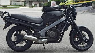 Honda Revere NTV 650 epoca