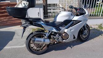 Honda VFR 800 F (2014 - 16) usata