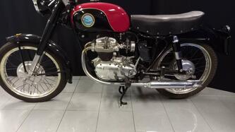 Altre marche MOTO COMET 175 SPORT epoca