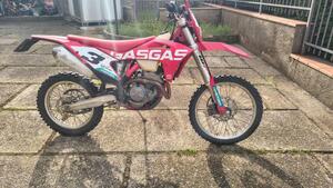 GASGAS EC 250 F (2022) 