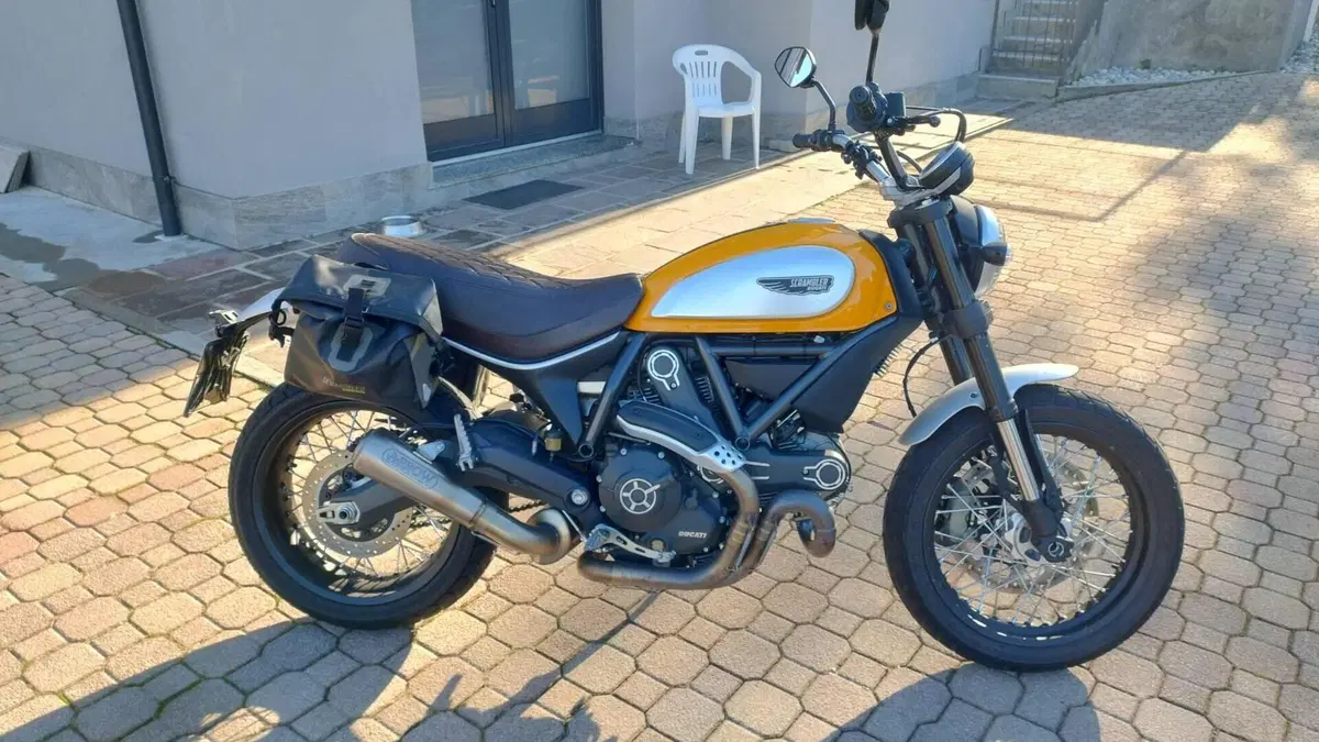 Ducati Scrambler 800 Classic (2015 - 16)  (2)