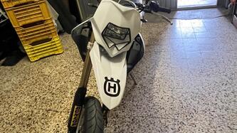 Husqvarna SM 610 (2006) usata