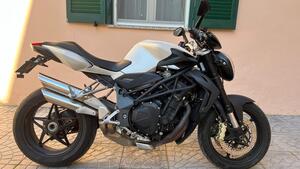 MV Agusta Brutale 920 (2011 - 12) 