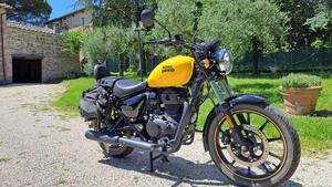 Royal Enfield Meteor 350 Fireball (2021 - 25) 