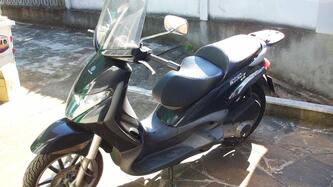 Piaggio Beverly 250
