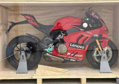 Ducati Panigale V4 Bagnaia 2023 World Champion Replica (2024) - Annuncio 9721280