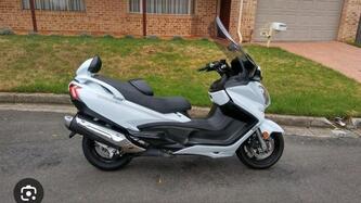 Suzuki Burgman AN 650 Executive ABS (2013 - 17) usata