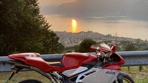 MV Agusta F4 750 S (2000 - 02) 