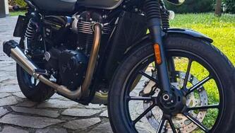 Triumph Speed Twin 900 (2023 - 24) usata