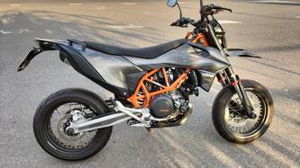 KTM 690 SMC R (2021 - 22) usata