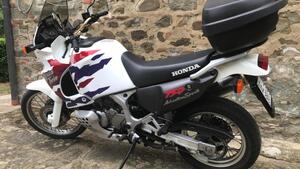 Honda Africa Twin XRV 750 (1996 - 02) 