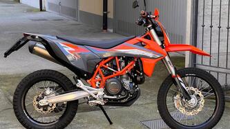KTM 690 Enduro R (2021) usata