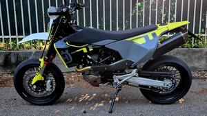 Husqvarna 701 Supermoto (2023 - 25) 