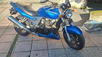 Kawasaki ZR-7 (1999 - 00)