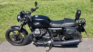 Moto Guzzi V7 III Stone (2017 - 20) 