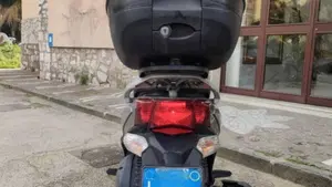 Kymco People 125i One (2016 - 20)  (2)