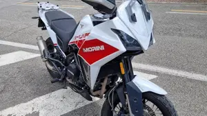 Moto Morini X-Cape 650 (2021 - 26)  (3)
