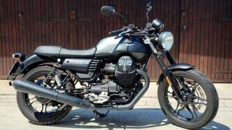 Moto Guzzi V7 III Stone (2017 - 20)