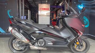 Yamaha T-Max 530 DX (2017 - 19) usata