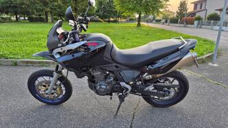 Aprilia Pegaso 650 Strada (2005 - 11) usata