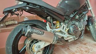 Ducati Monster 900 (1997 - 98) usata