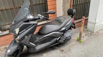 Yamaha X-Max 400 Momodesign (2014 - 16)