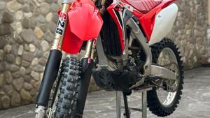 Honda CRF 450 R (2018) 