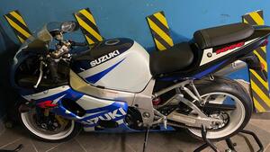 Suzuki GSX R 1000 (2000 - 02) 