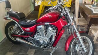 Suzuki Intruder 800 M (2005 - 08) usata