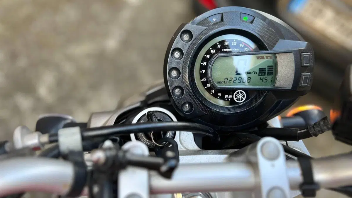 Yamaha FZ6 (2004 - 07)  (4)