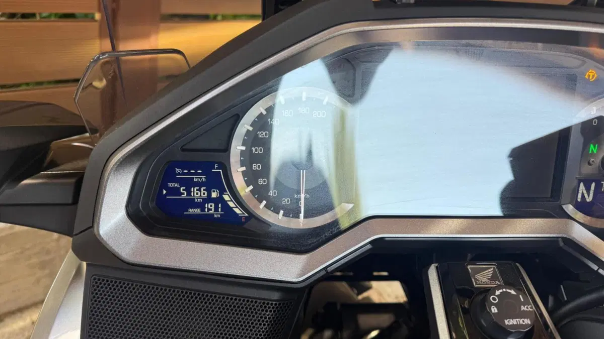 Honda GL 1800 Gold Wing Tour (2021 - 23)  (7)