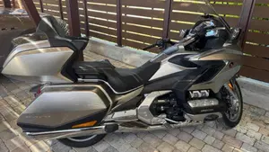 Honda GL 1800 Gold Wing Tour (2021 - 23)  (8)