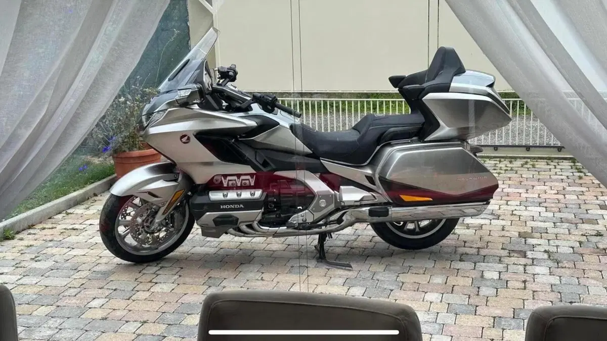Honda GL 1800 Gold Wing Tour (2021 - 23)  (9)
