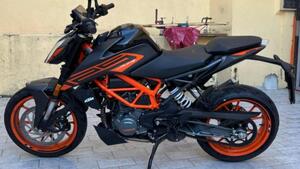KTM 125 Duke (2021 - 23) 