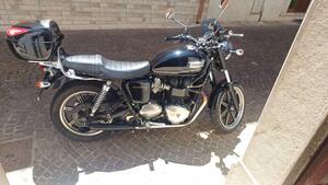 Triumph Bonneville SE (2009 - 13) 