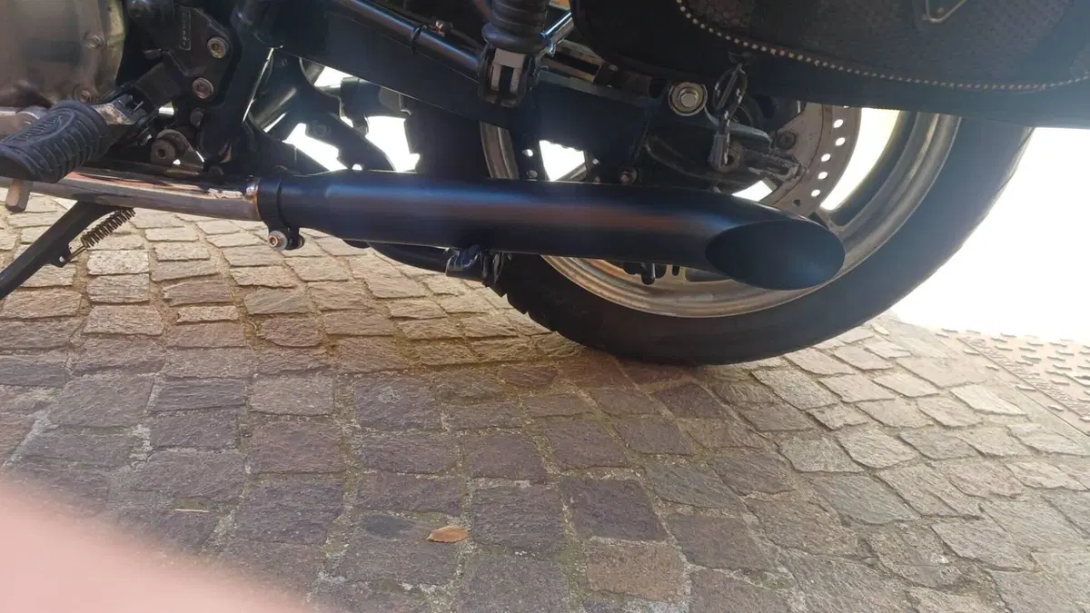 Triumph Bonneville SE (2009 - 13)  (2)