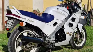 Honda   (3)