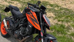 KTM 1290 Super Duke R (2019) 