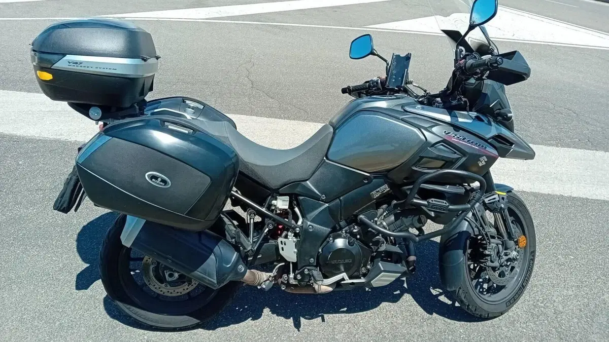 Suzuki V-Strom 1000 (2006 - 16)  (2)