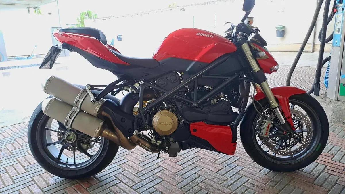 Ducati Streetfighter (2009 - 12) 