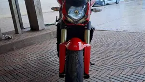 Ducati Streetfighter (2009 - 12)  (3)