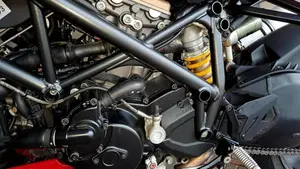Ducati Streetfighter (2009 - 12)  (9)