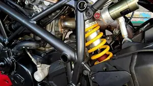 Ducati Streetfighter (2009 - 12)  (10)
