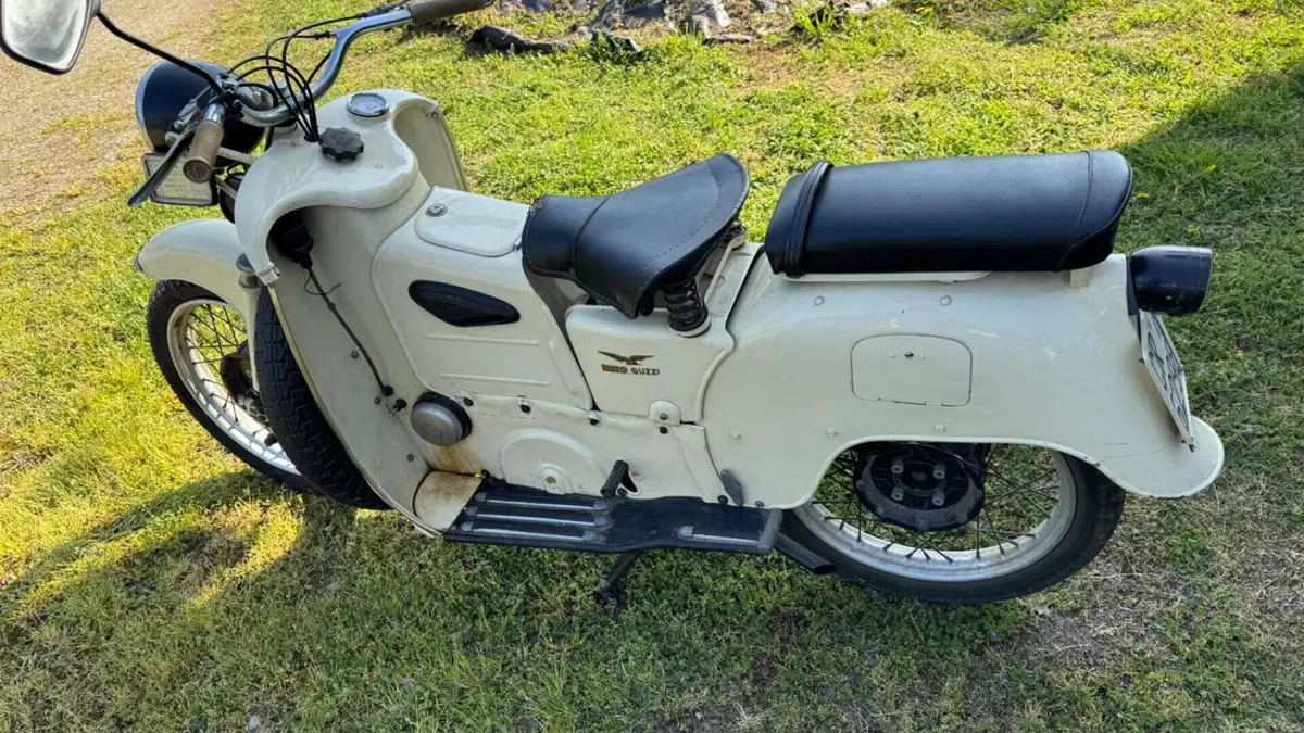 Moto Guzzi   (3)