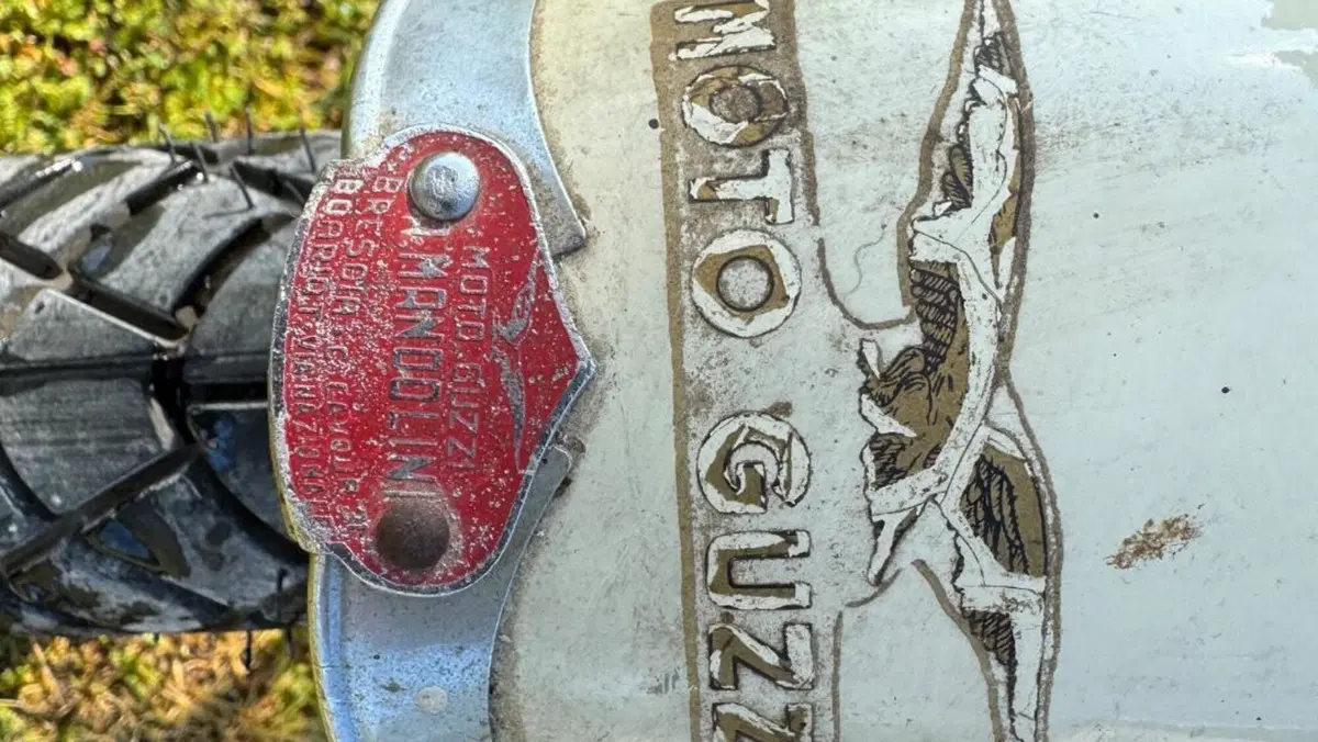 Moto Guzzi   (4)