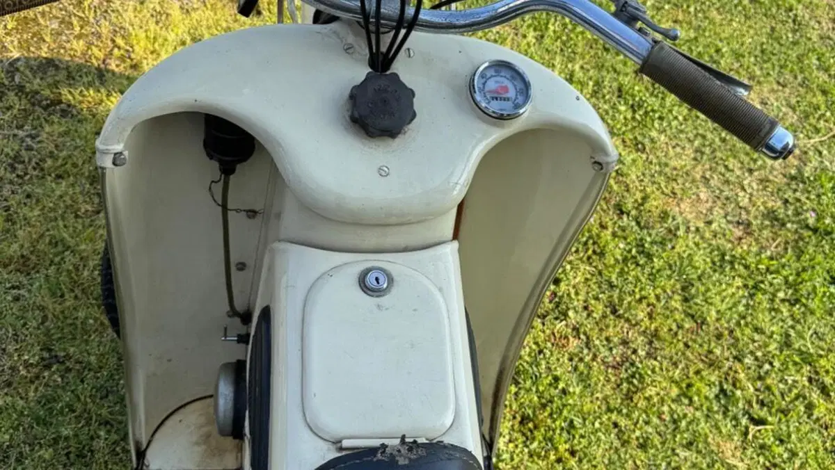 Moto Guzzi   (11)