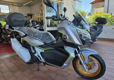 QJ Motor ATR 125 X (2024 - 26) - Annuncio 9726924
